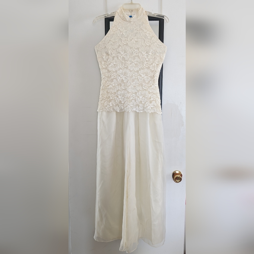 Ivory, Corded Lace sleeveless mock turtleneck split skirt cocktail dress size 8